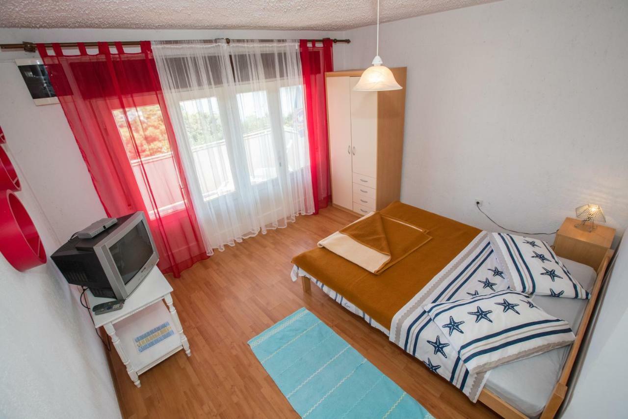 Apartments Renata Kampor Ngoại thất bức ảnh