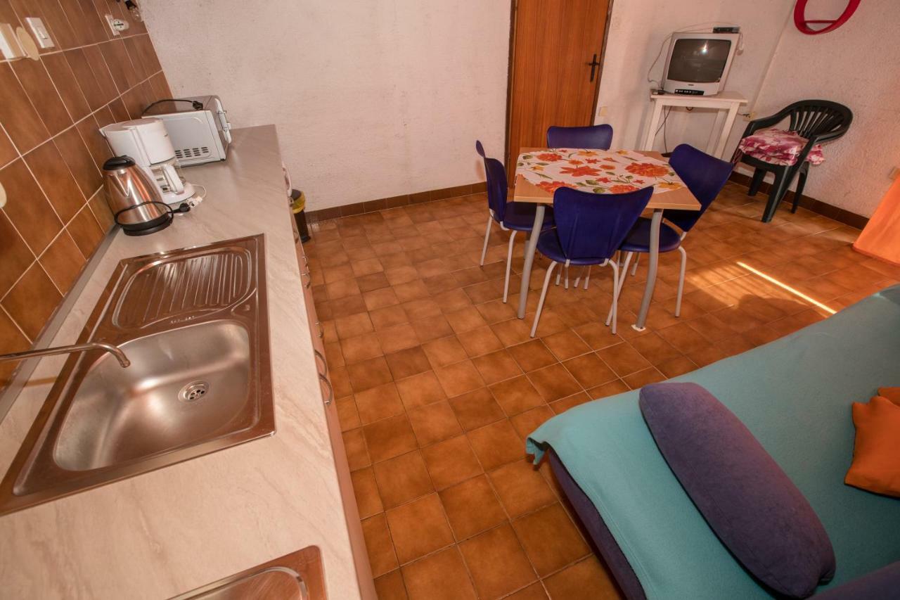 Apartments Renata Kampor Ngoại thất bức ảnh